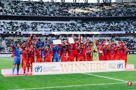 湖人三连败，听听媒体专家怎么说，东契奇空砍42分反遭徐静雨痛批