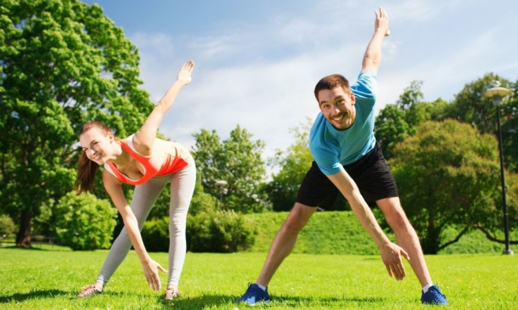 燃！400华人绿茵逐梦老挝 华人世界杯雏形初现