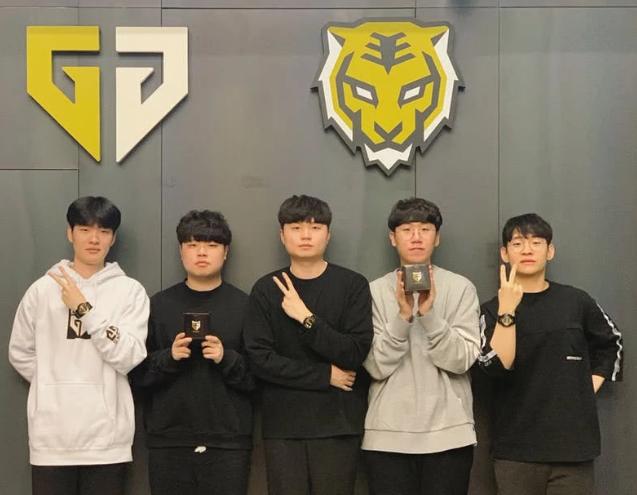 在这场对阵 在这场对阵