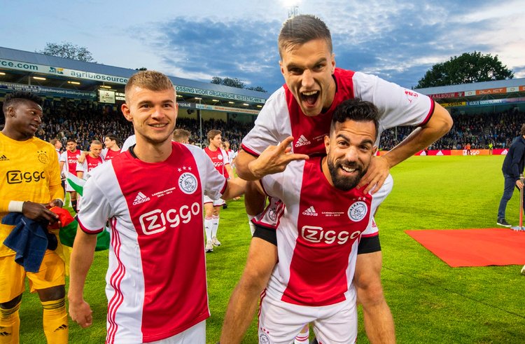 借出色的中 借出色的中